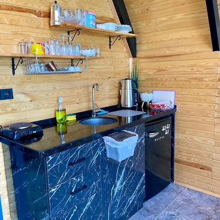 Sakarya Kurtkoey Dibektas Da 2 1 Salon , Oezel Havuz -goel Manzarali - 5 Kisilik - Bng-117-b Nyaraló *