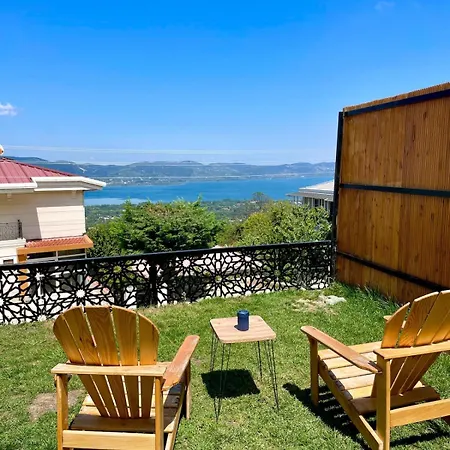 Nyaraló Sakarya Kurtkoey Dibektas Da 2 1 Salon , Oezel Havuz -goel Manzarali - 5 Kisilik - Bng-117-b *